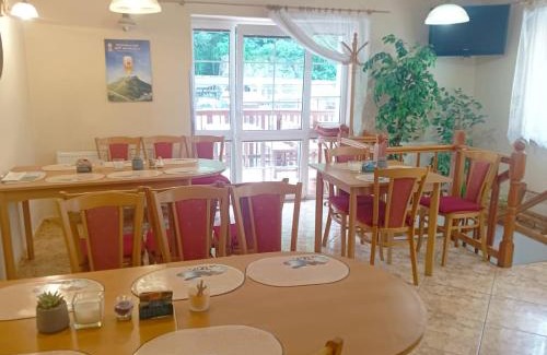Hrensko House | Penzion Oáza Hřensko