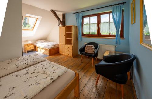Velke Karlovice House | Penzion pod Pralesem