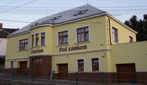 Vizovice House | Penzion Pod Zámkem