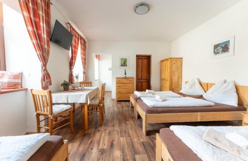 Krtiny Apartment | Penzion Starý Pivovar