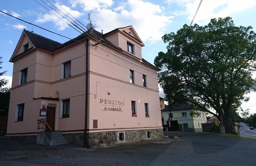 Horsovsky Tyn House | Penzion "U Nádraží"