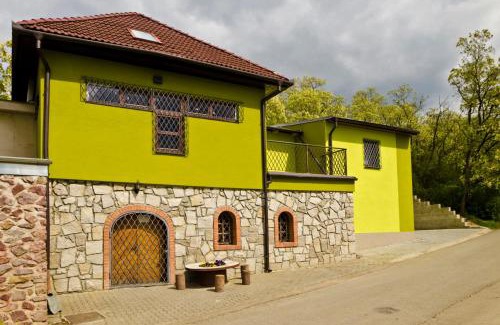 Blucina House | Penzion - Vinařství Hanuš