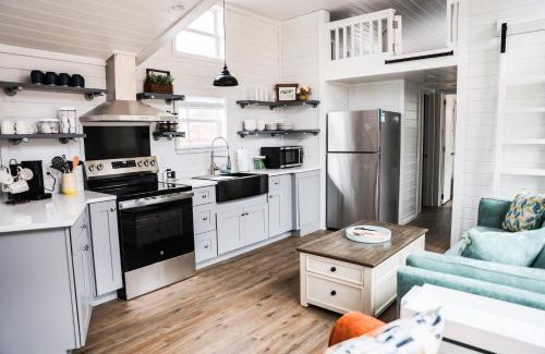 Dover House | Peppers Place (In The Pines at KY Lake) 131 Pine Grove Lane, Dover, TN 37058