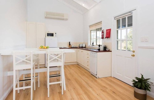 Eurunderee Cottage | Peppertree Farm
