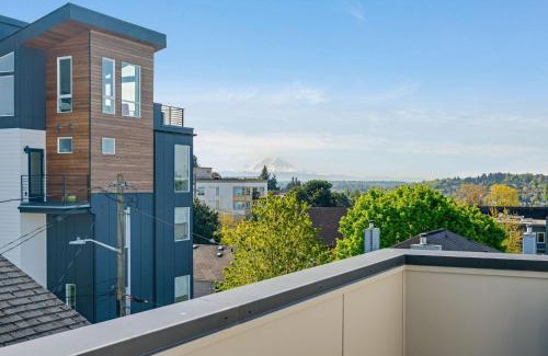 Squire Park House | Perch - Urban View Haven