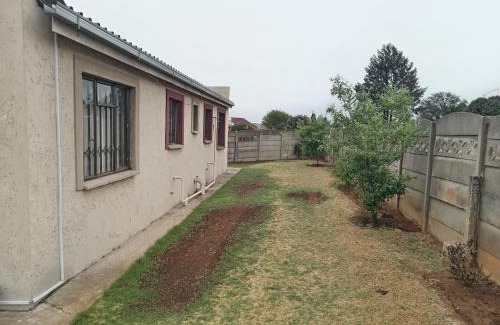 Springs House | Perez guest house