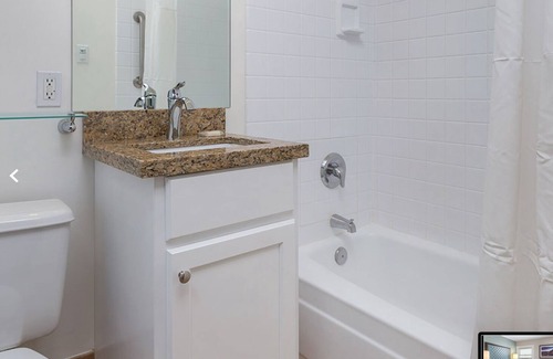 Chinatown Hotel | Perfect 1 Bedroom Suite in the Heart of SF!