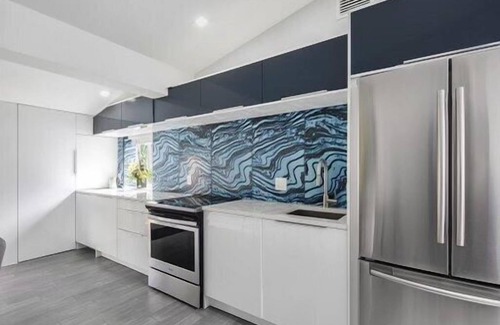 Midtown House | Perfect 2 BR Escape Near Smathers Beach w Bikes, fishing poles & Beach Chairs!