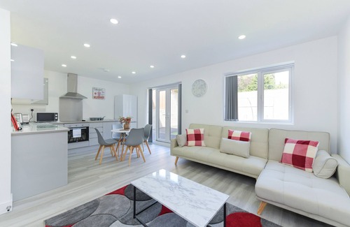 Gedling Apartment | Perfect City Sanctuary to Call Home - Low Carbon