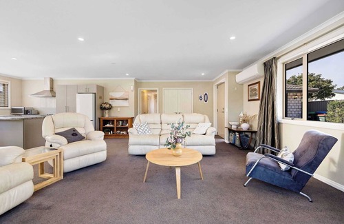 Lowburn House | Perfect Cromwell Family Getaway!