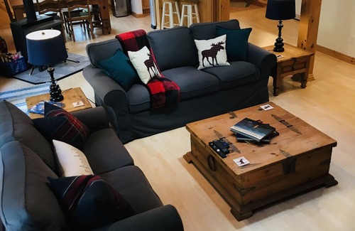 Dysart et al Cottage | Perfect Family Getaway on Little Kennisis Lake