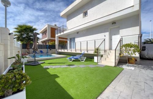 Puerto Marino Villa | Perfect Getaway Villa