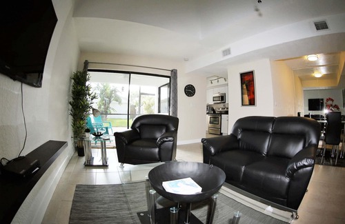Wellington House | PERFECT HOME AWAY FROM HOME - CLOSE TO WEF