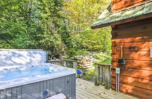 Davis Cabin | Perfect location for a Canaan Valley vacation! Welcome to Red Squirrel Pines!