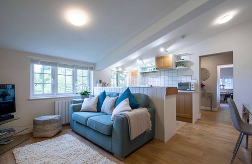 Longborough Cottage | Perfect luxury 2 bedroom holiday home in the Cotswolds - Slade Stables