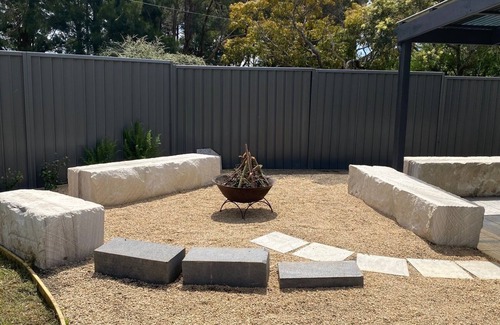Bungendore Cottage | Perfect modern cosy cottage only 15 min from Bungendore