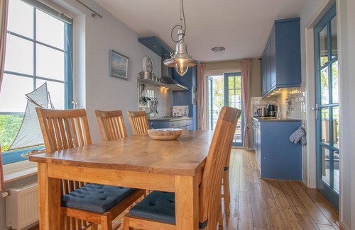 Stavoren House | perfect property for watersports enthusiasts