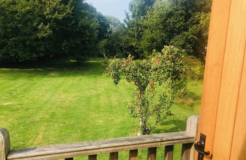 Etchingham Bed & Breakfast | Perfect self contained B&B located on the borders of East Sussex and Kent