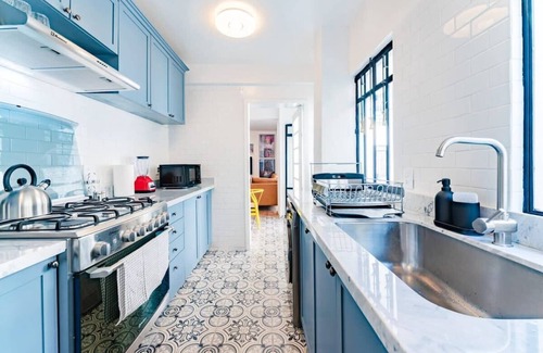 Hipodromo Condo | Perfect Stay for Groups in Trendy La Roma Mexico!