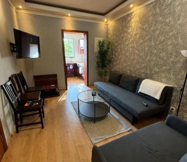 Laken Apartment | Perfect Stay for Events 1BR and Sofa Bed near Expo 12