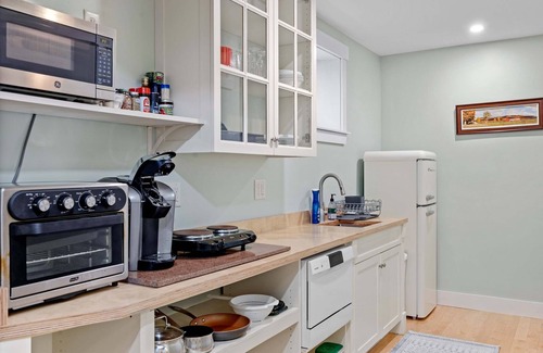 Richmond Apartment | Perfect Stay Near Skiing, Burlington & Airport