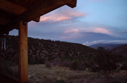 Salida Cabin | Perfectly located Colorado Mountain Log Home Near Skiing, Rafting, Everything!