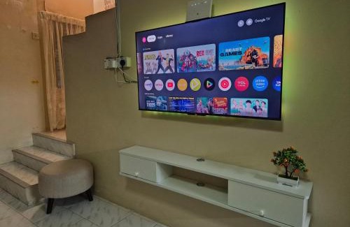 Bandar Indera Mahkota House | Perindu Homestay IM2