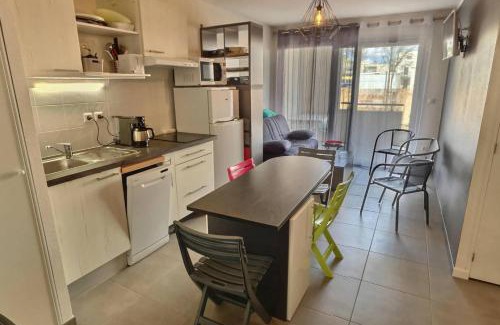 Serignan Apartment | Perra
