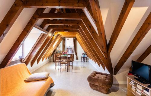 Saint-Crepin-et-Carlucet Apartment | Pet Friendly Apartment