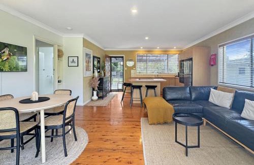 Wimbie Beach House | Pet-Friendly 2-Bed Beach House with Garden & BBQ