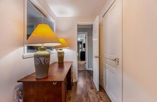 Cary House | Pet-Friendly 2BR Ranch Wifi Parking Near RTP