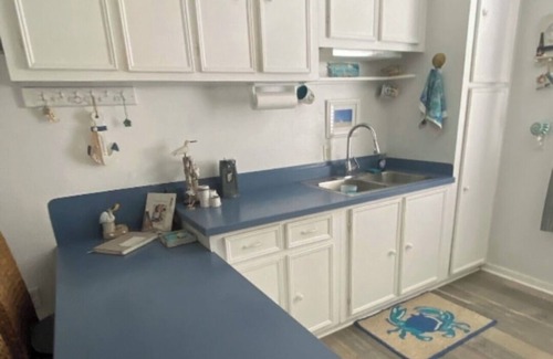 Surfside Beach House | Pet-Friendly Beach House w/Yard, Games, Screened Porch & Walk to Beach!