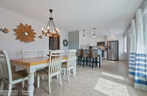 Mantoloking House | Pet friendly beach getaway! Extended stay discounts!