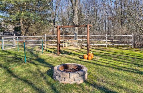 Lagrangeville House | Pet-Friendly Beacon Area Vacation Rental 6 Acres