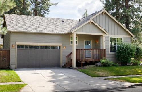 Southwest Bend House | Pet-Friendly - Bend Sanctuary for 6
