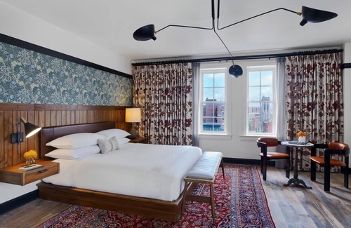 Mount Vernon Hotel | Pet-Friendly Boutique Stay in Baltimore’s Cultural District | Co-Working Spaces