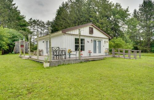 Black Creek Apartment | Pet-Friendly Caneadea Retreat with Deck!