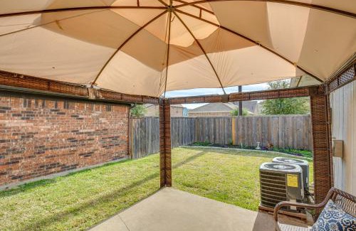 North Central Carrollton House | Pet-Friendly Carrollton Home with Fenced Backyard!