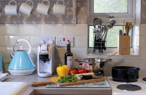 Stonehouse Cottage | Pet Friendly Cottage, Near Amenities with Log Fire