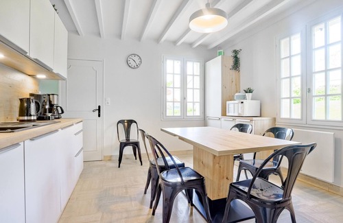 Omonville-la-Rogue House | Pet friendly home in Omonville-la-Rogue