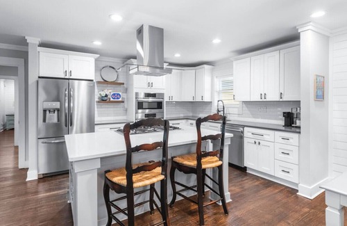 Peoplestown House | Pet-Friendly | Fully fenced yard | Game Room