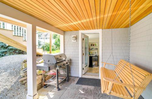 Minot Apartment | Pet-Friendly Garden Studio about 25 Mi to Boston!