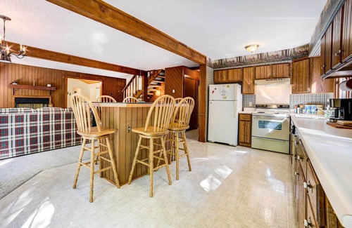 Michaywe Cottage | Pet-friendly Gem: Hike, Fish & Golf in Gaylord