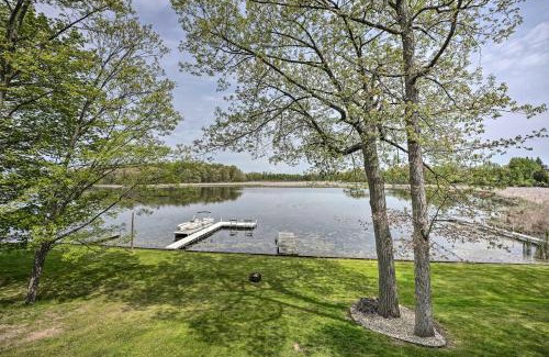 Grass Lake House | Pet-Friendly Grass Lake Retreat with Game Room!