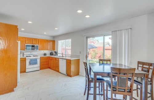Los Angeles House | Pet-Friendly Hawthorne Home: Patio & Fenced Yard!