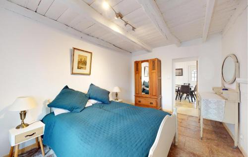 Doux House | Pet Friendly Home In Doux