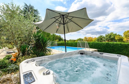 Heki House | Pet friendly home in Pazin with jacuzzi