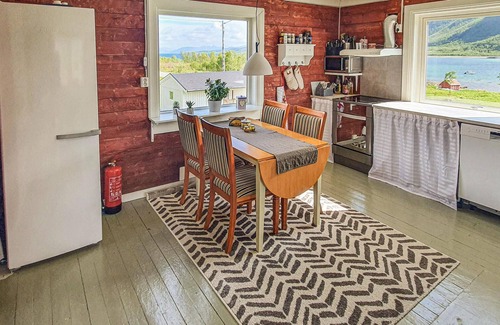Sortland House | Pet friendly home in Sortland with WiFi