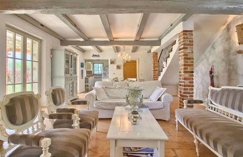 Radetici House | Pet friendly home in Tinjan