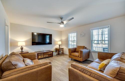 Mount Holly House | Pet-Friendly Home Spacious Yard and Community Perks